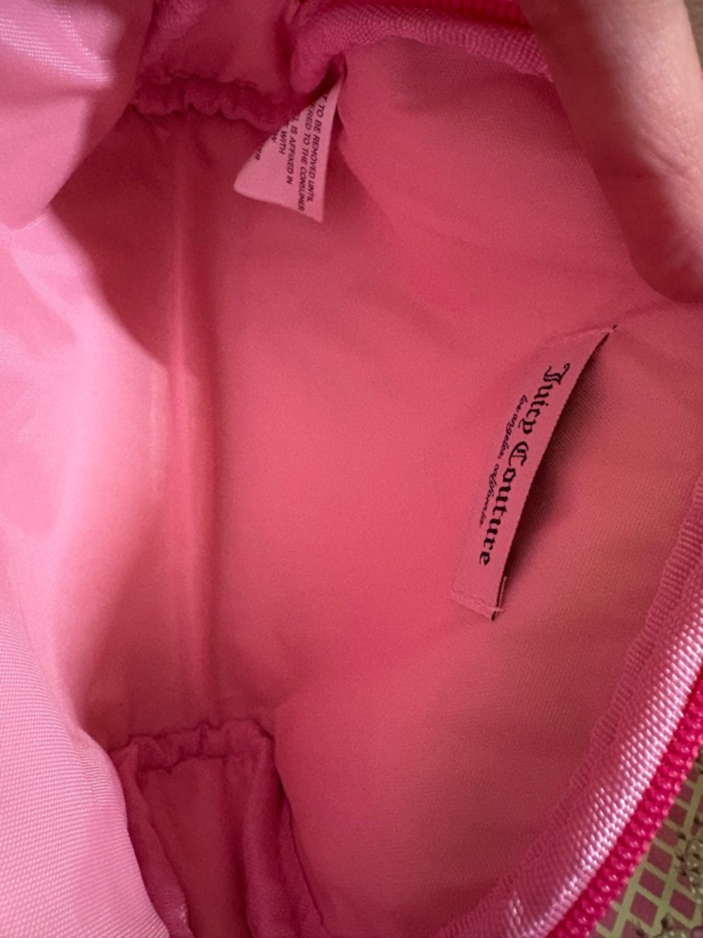 Juicy Couture Hot Pink Makeup Bag w/2 Pink Beauty Sponges & 4 Lip Glosses - Picture 3 of 7
